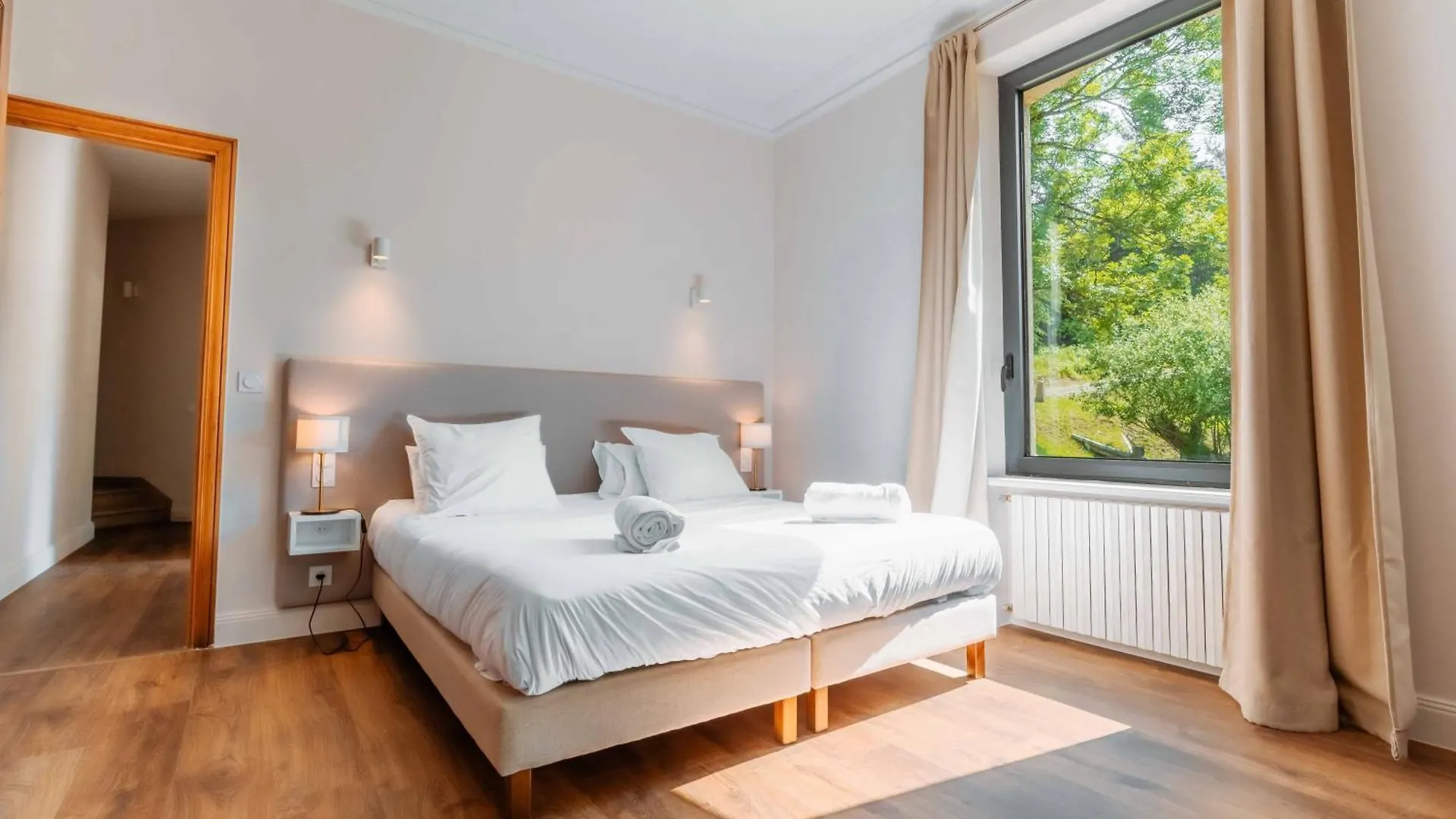 Le Mas Du Roulier, Villa Provencale Chic, 320M2 Au Calme Avec Vue 180 Sur Puy De Dome Thiers 0*,