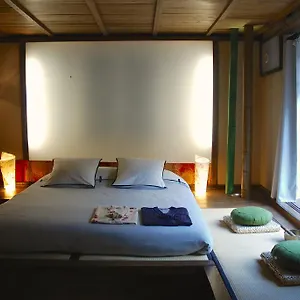 Bed & Breakfast Minshuku D'hotes Japonaises, Thiers