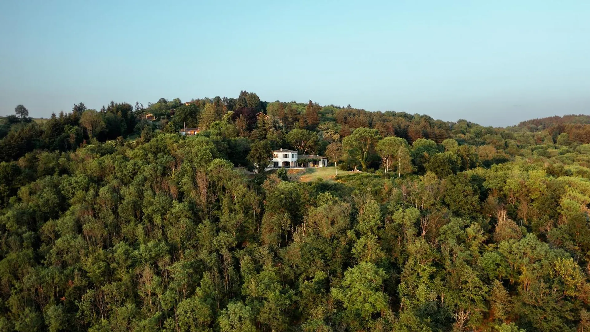 Le Mas Du Roulier, Villa Provencale Chic, 320M2 Au Calme Avec Vue 180 Sur Puy De Dome Thiers France