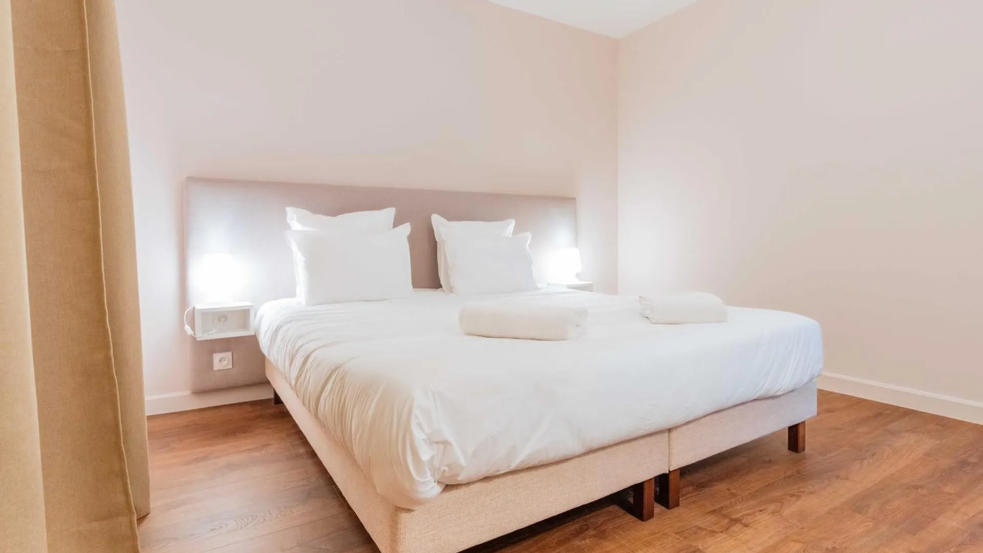 Le Mas Du Roulier, Villa Provencale Chic, 320M2 Au Calme Avec Vue 180 Sur Puy De Dome Thiers