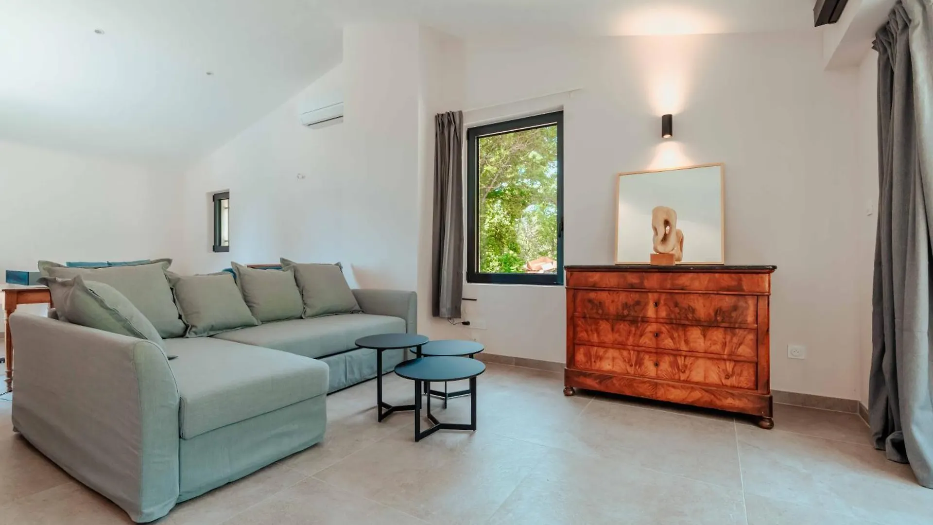 Le Mas Du Roulier, Villa Provencale Chic, 320M2 Au Calme Avec Vue 180 Sur Puy De Dome Thiers