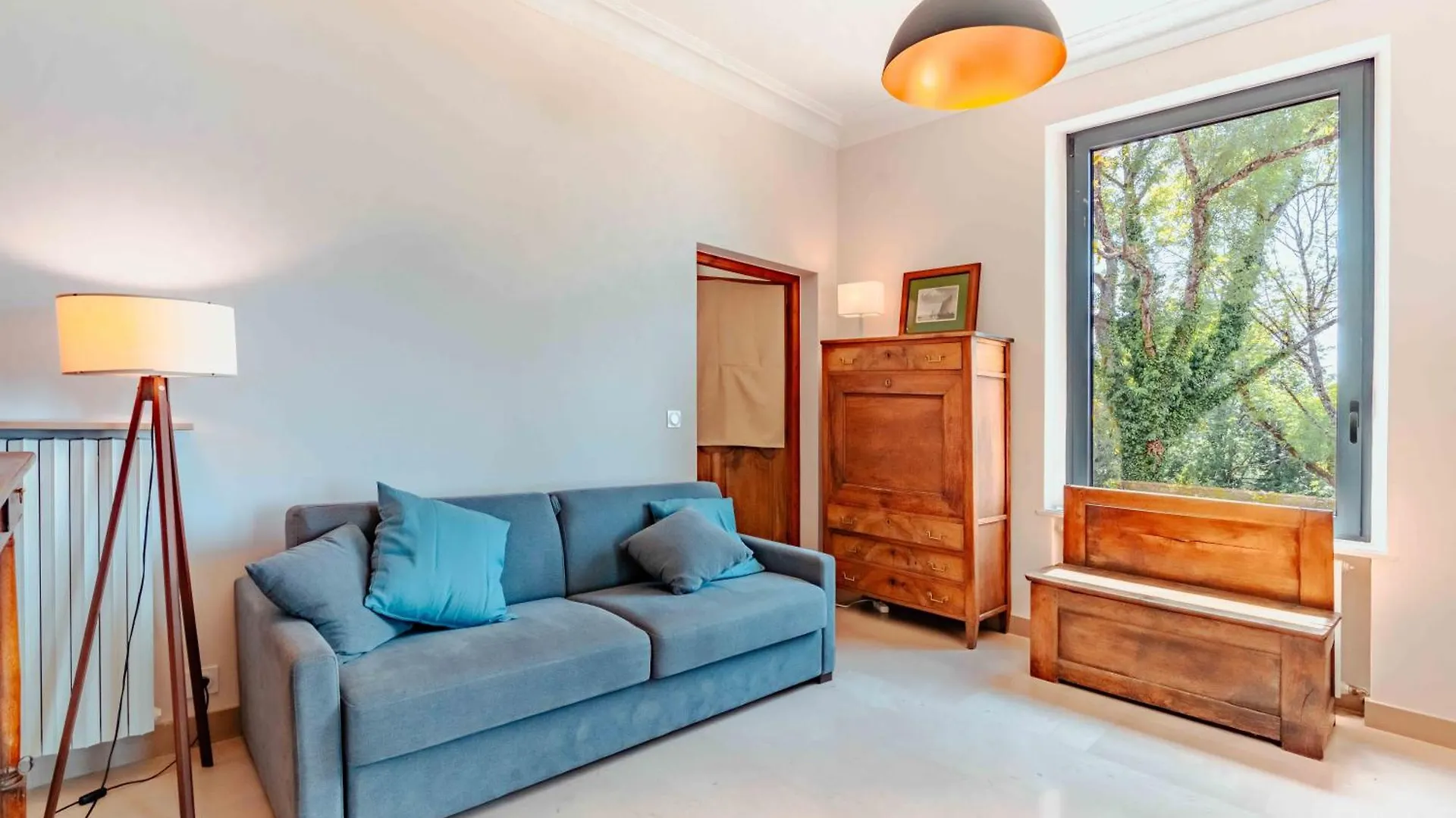 Le Mas Du Roulier, Villa Provencale Chic, 320M2 Au Calme Avec Vue 180 Sur Puy De Dome Thiers 0*,  France
